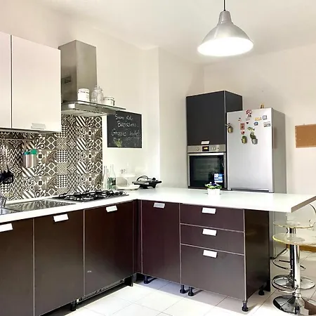 דירה Vaghi House